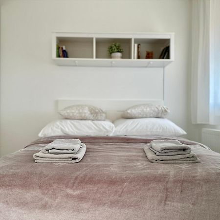 City Break Apartment - Private Garage, Ac, Balcony Budapest Extérieur photo