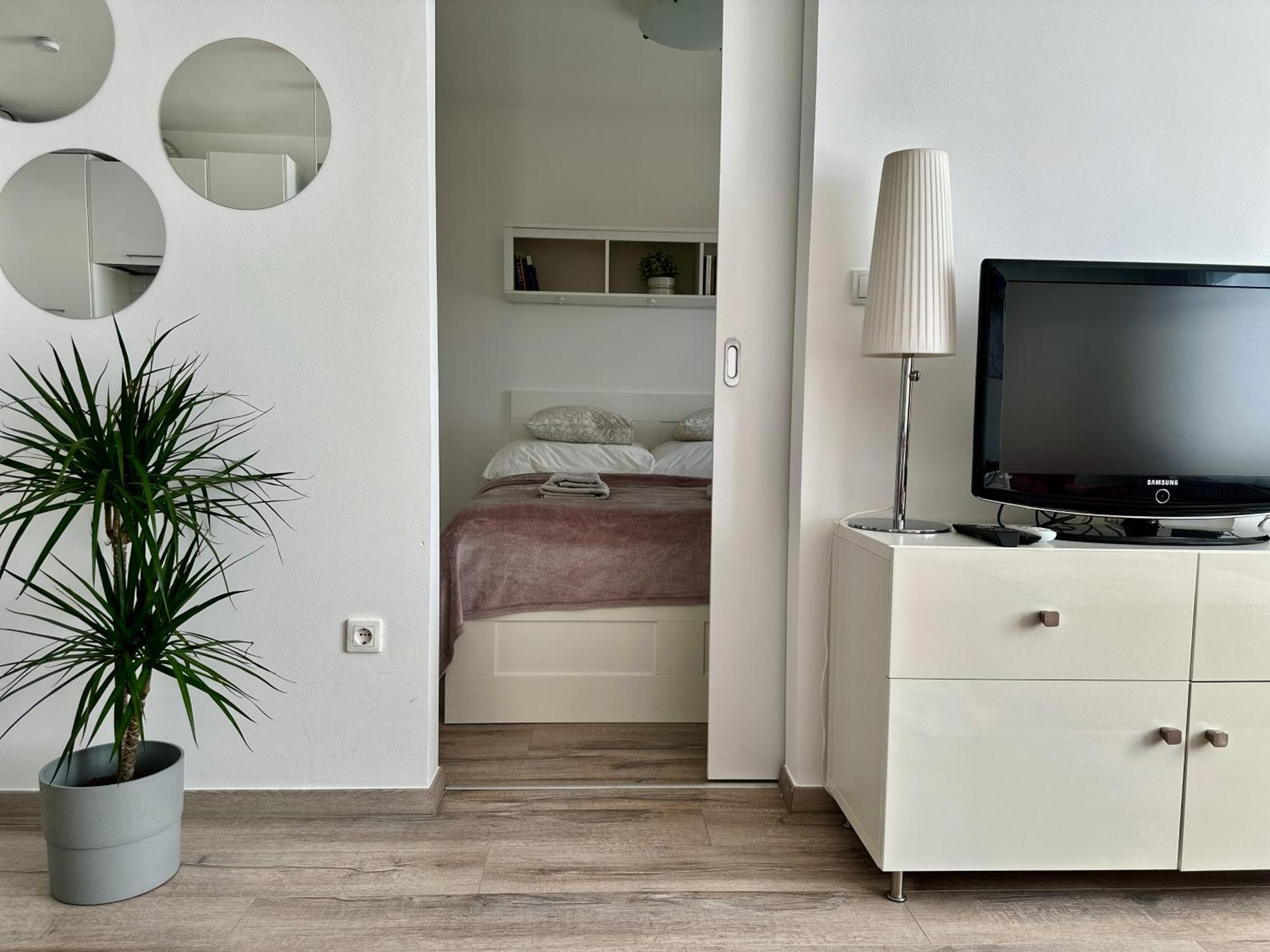 City Break Apartment - Private Garage, Ac, Balcony Budapest Extérieur photo