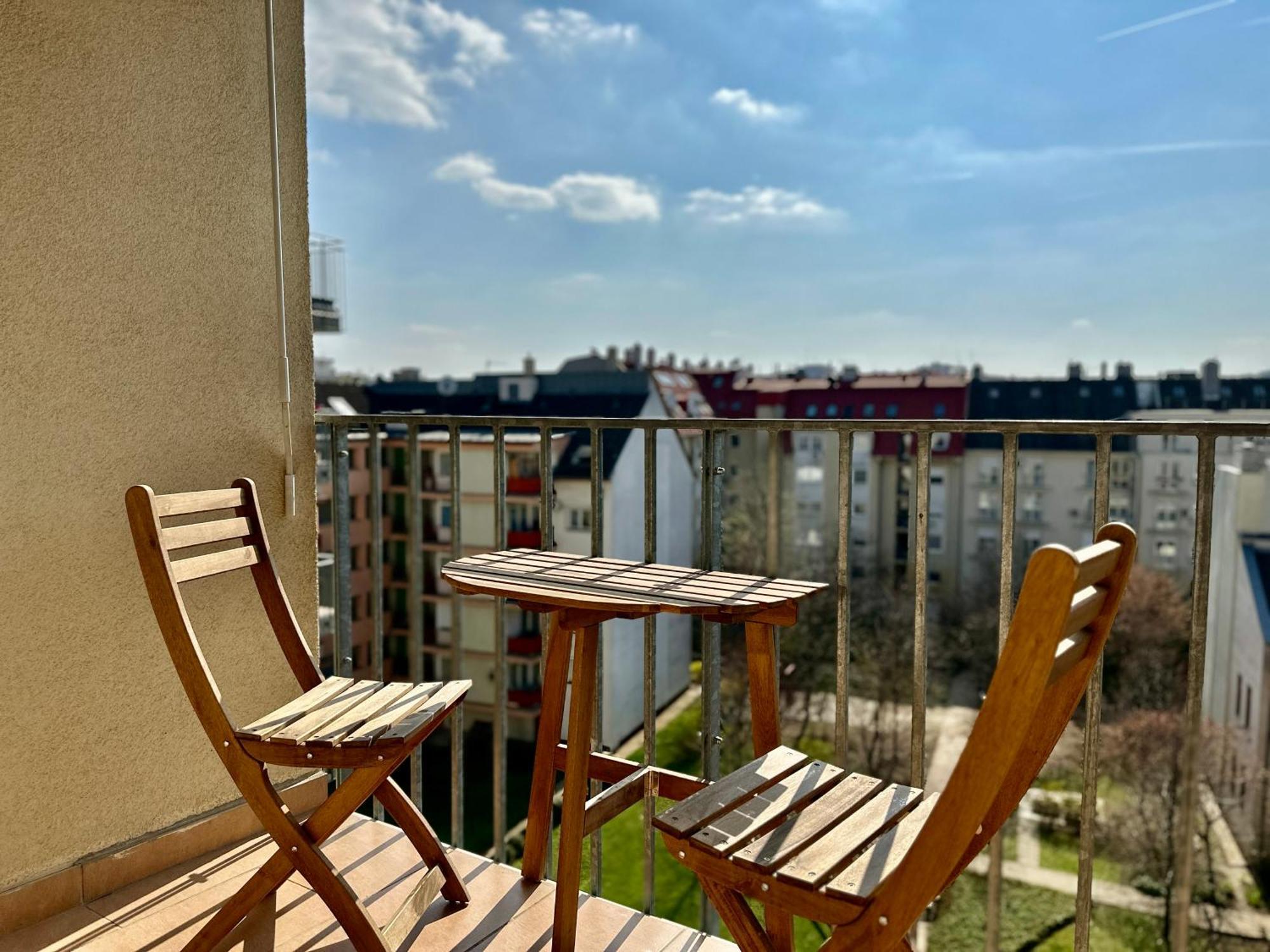 City Break Apartment - Private Garage, Ac, Balcony Budapest Extérieur photo